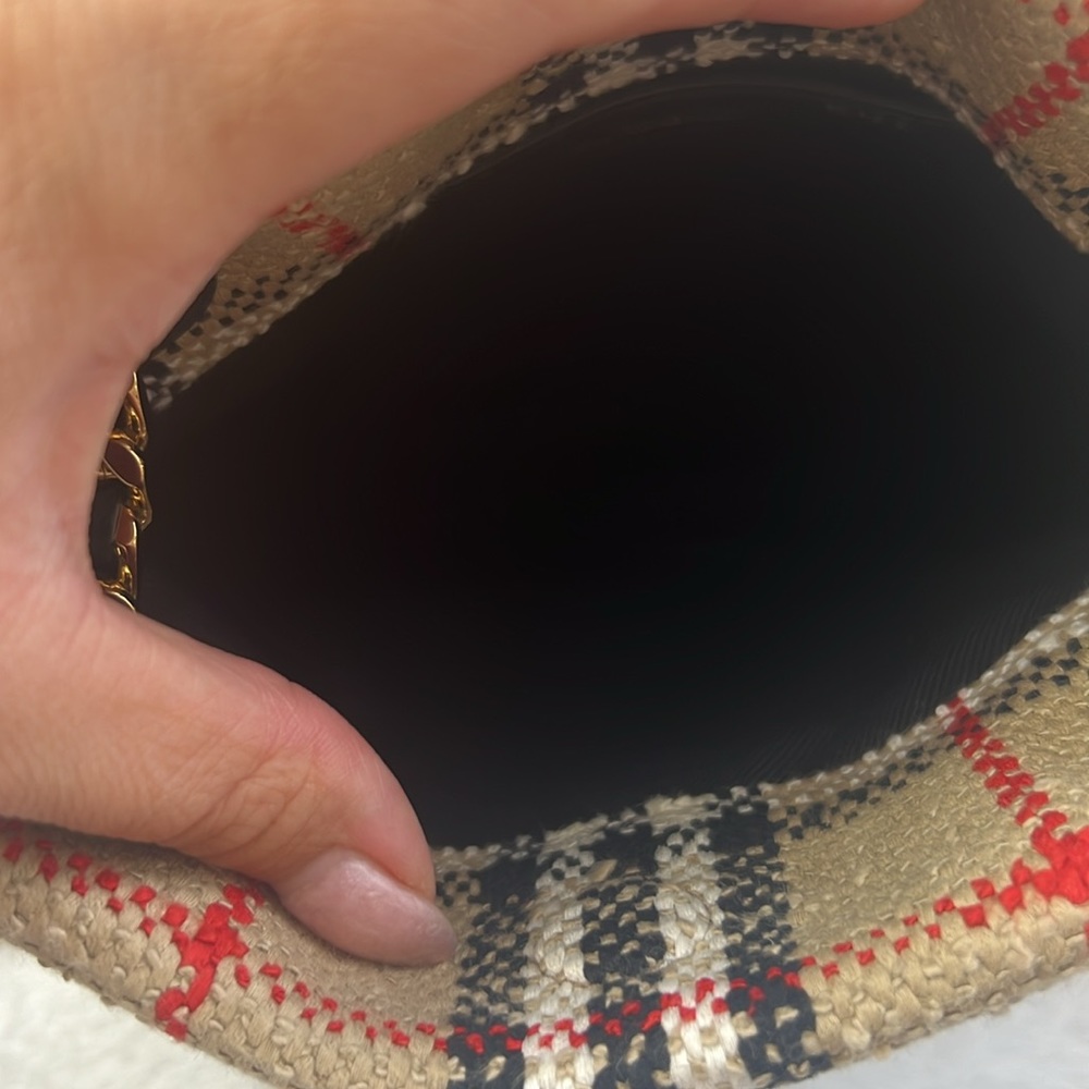 Burberry Lola bucket bag - Picture 5 of 5